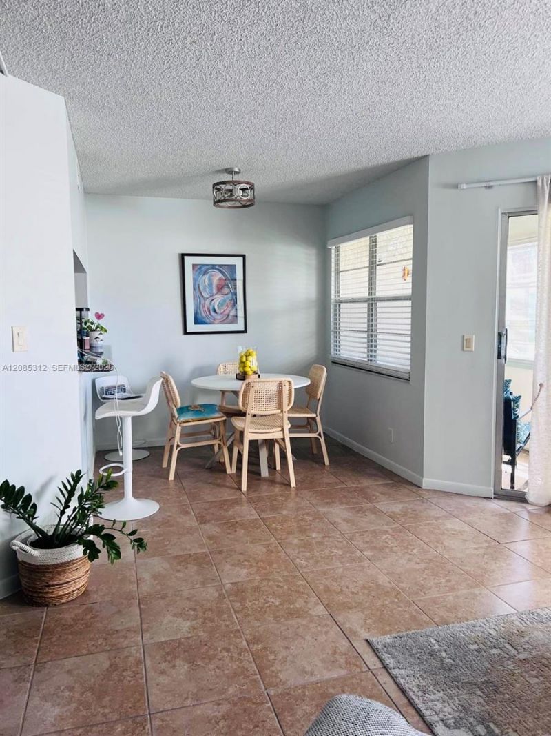 12500 SW 5th Ct, Unit 103M, Pembroke Pines, FL 33027 Photo