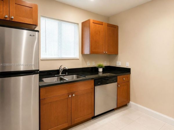 851 80th St, Unit 4, Miami Beach, FL 33141
