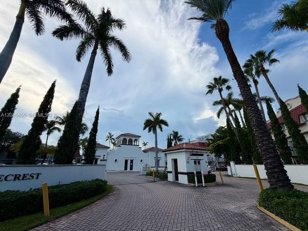 8650 SW 67th Ave, Unit 1033, Pinecrest, FL 33156