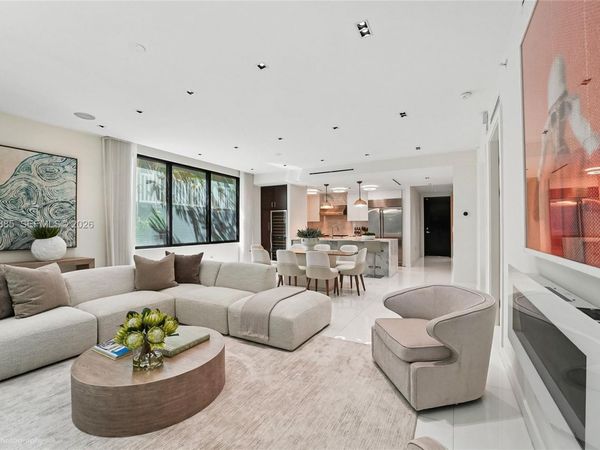 350 Meridian Ave, Unit 201, Miami Beach, FL 33139