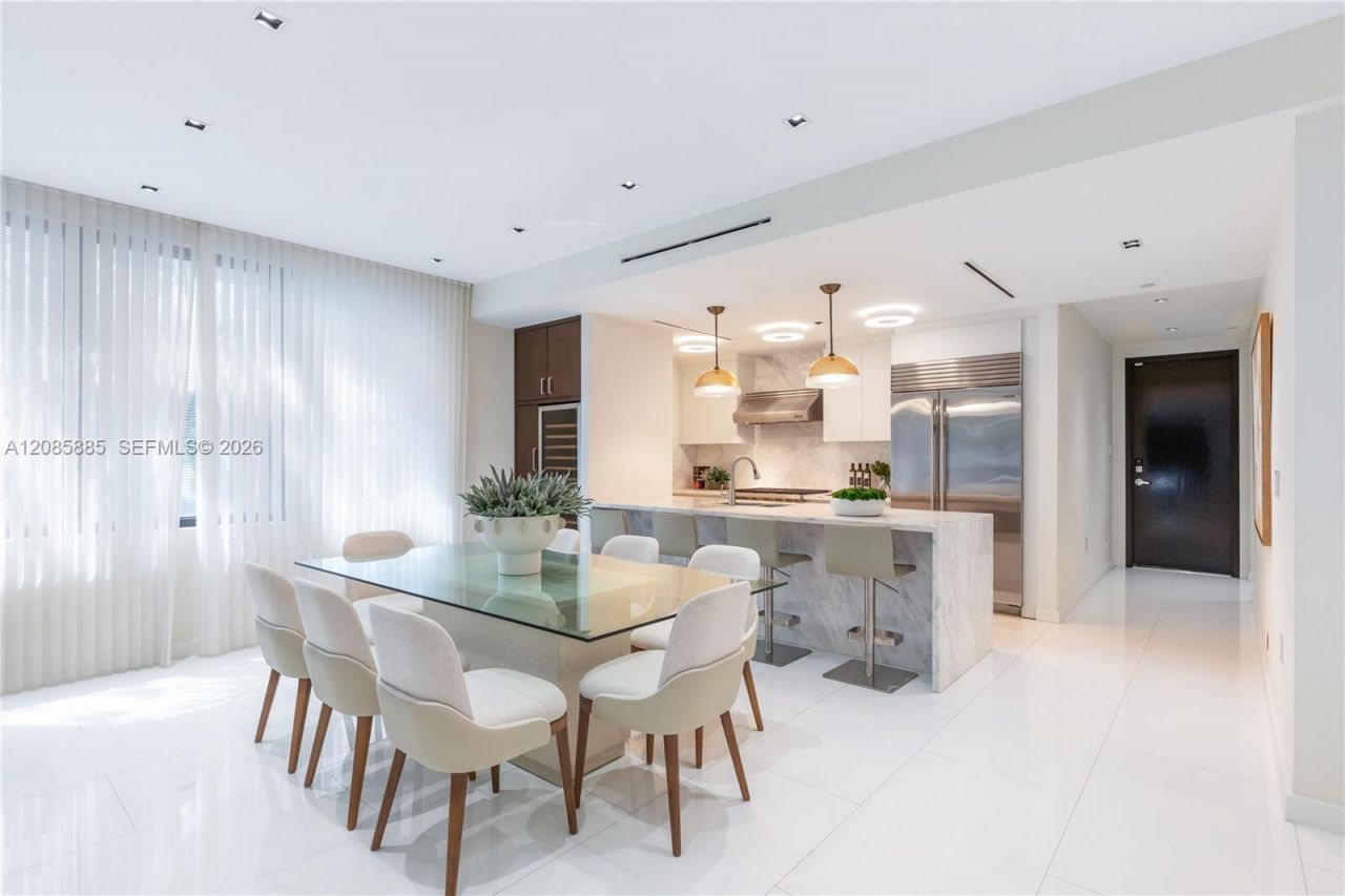 350 Meridian Ave, Unit 201, Miami Beach, FL 33139 Photo