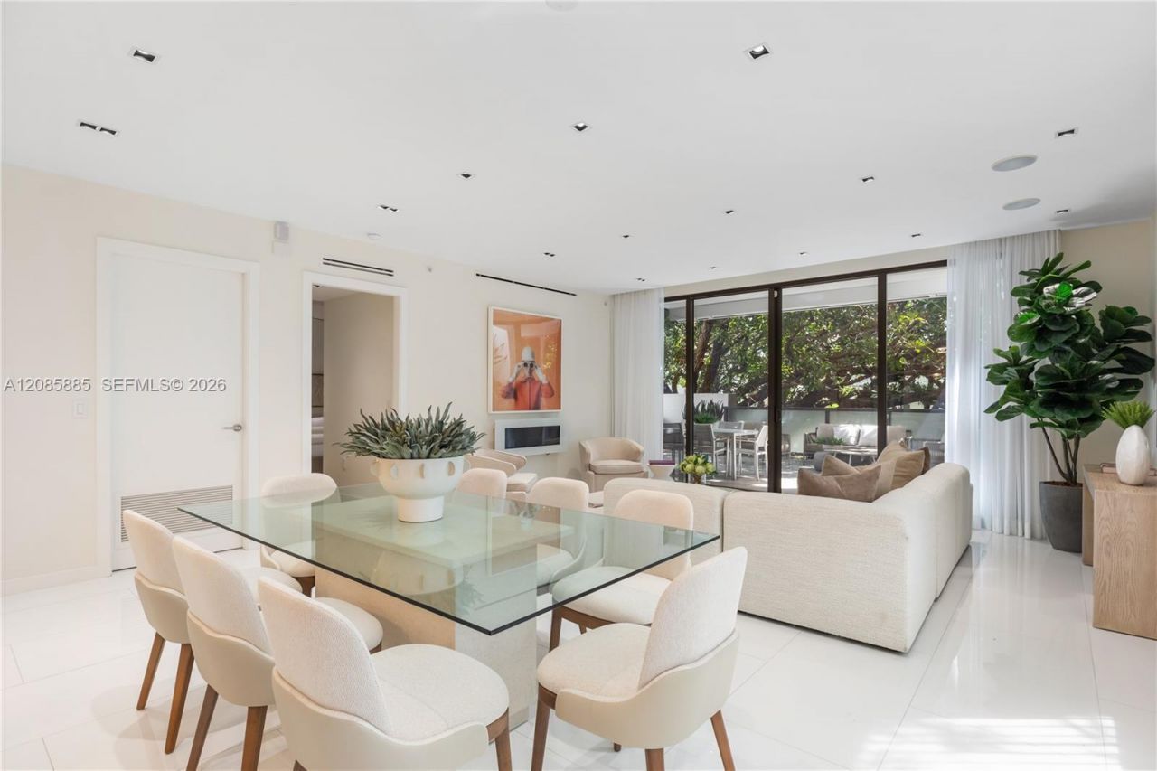 350 Meridian Ave, Unit 201, Miami Beach, FL 33139 Photo