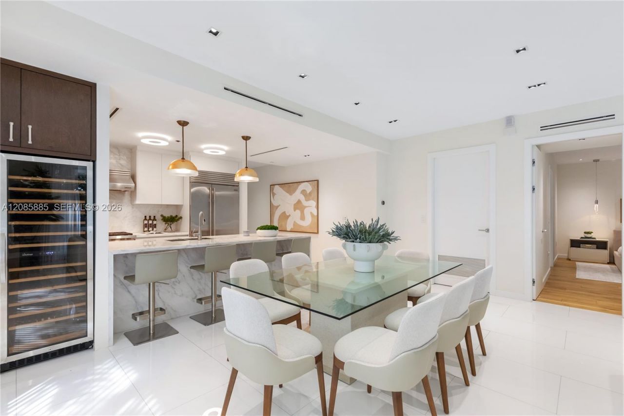 350 Meridian Ave, Unit 201, Miami Beach, FL 33139 Photo