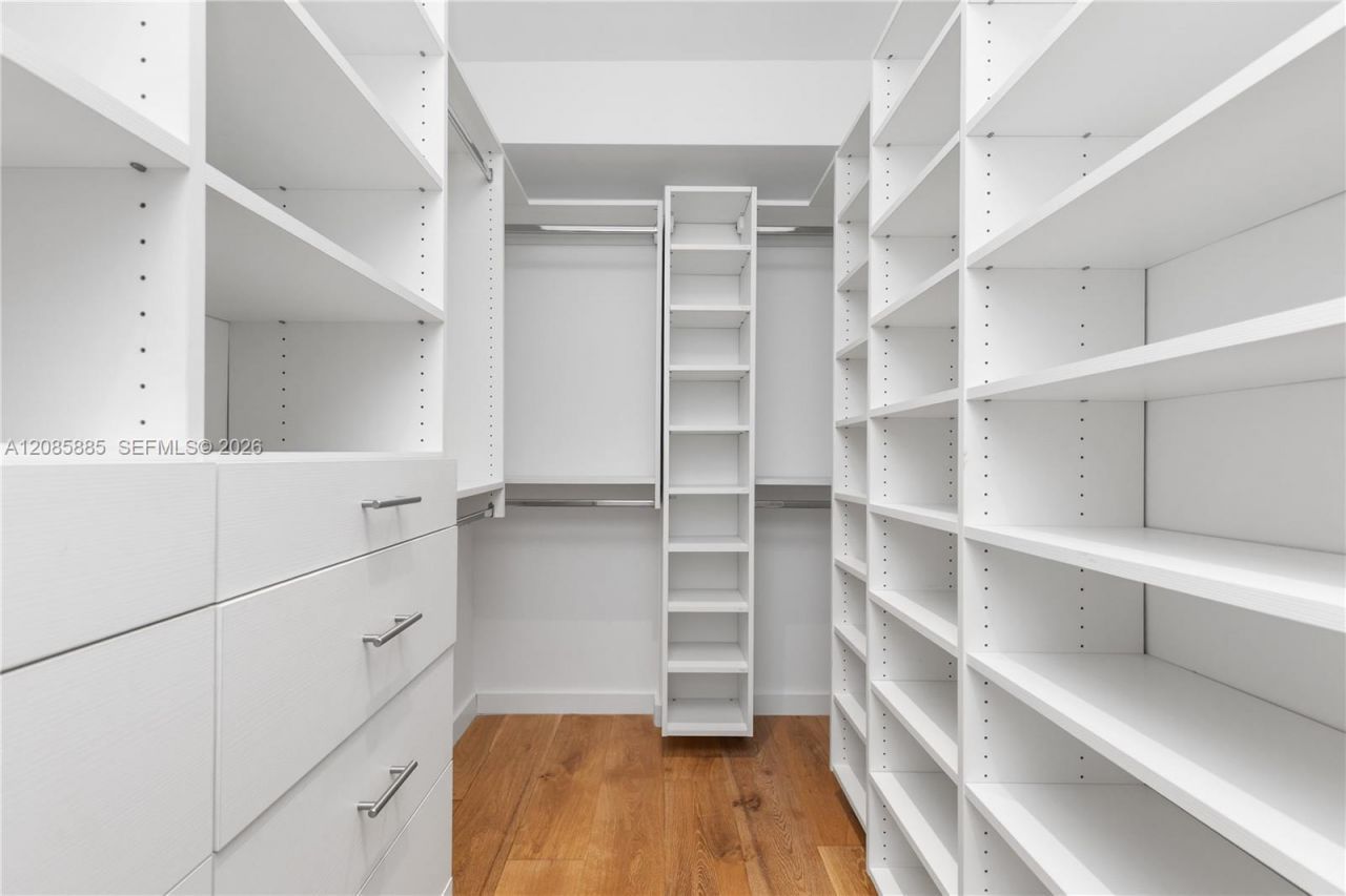 350 Meridian Ave, Unit 201, Miami Beach, FL 33139 Photo
