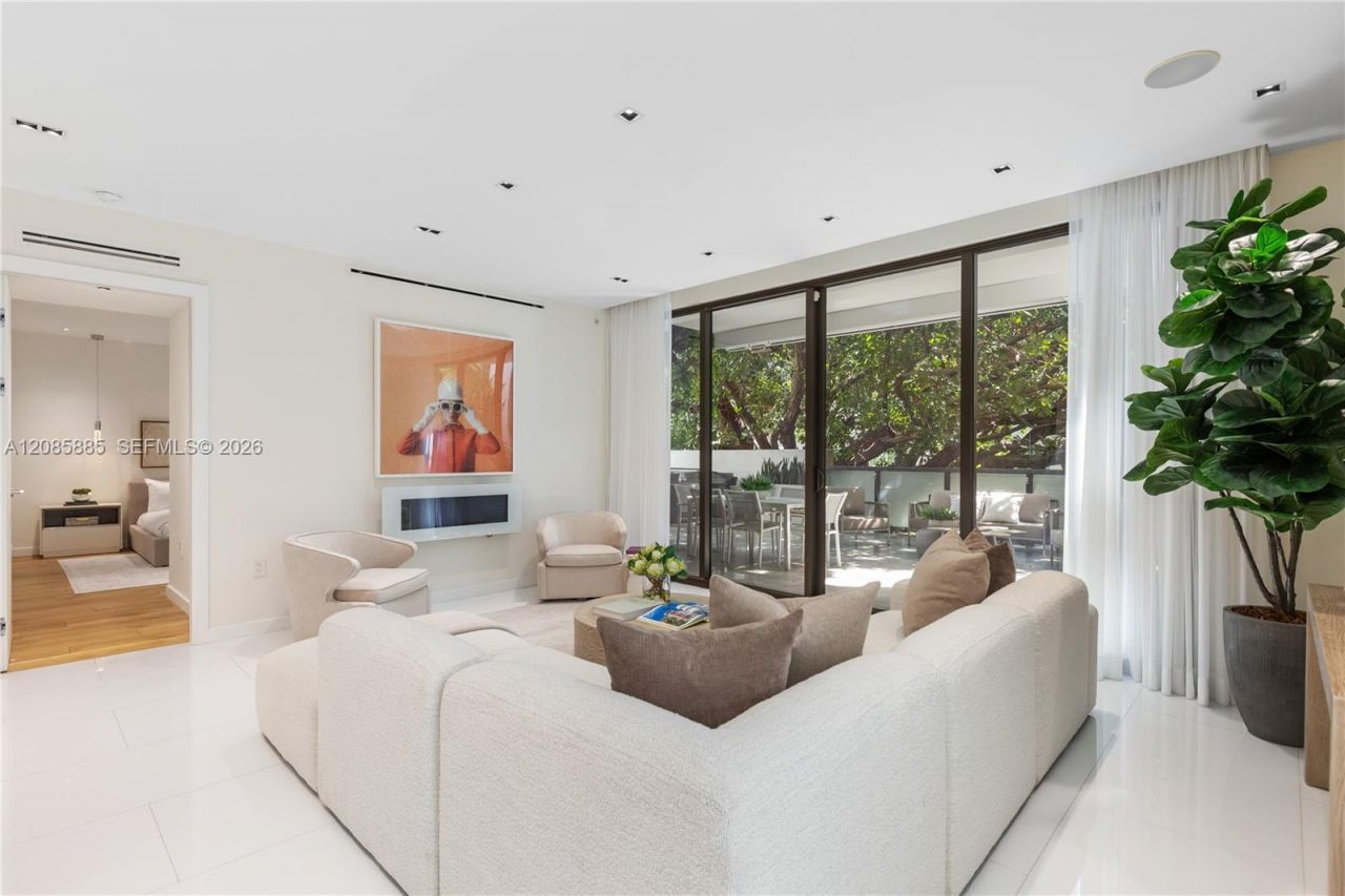 350 Meridian Ave, Unit 201, Miami Beach, FL 33139 Photo