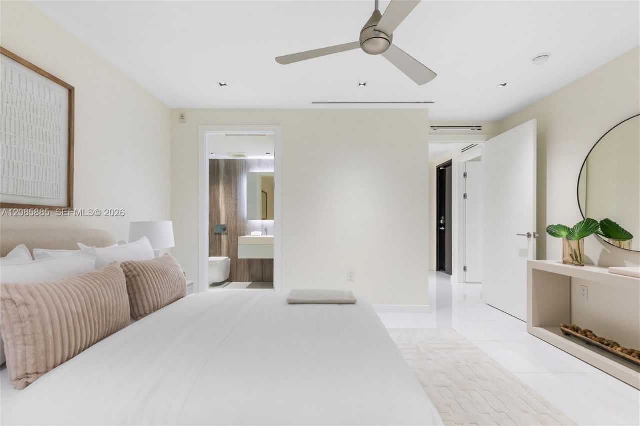 350 Meridian Ave, Unit 201, Miami Beach, FL 33139 Photo