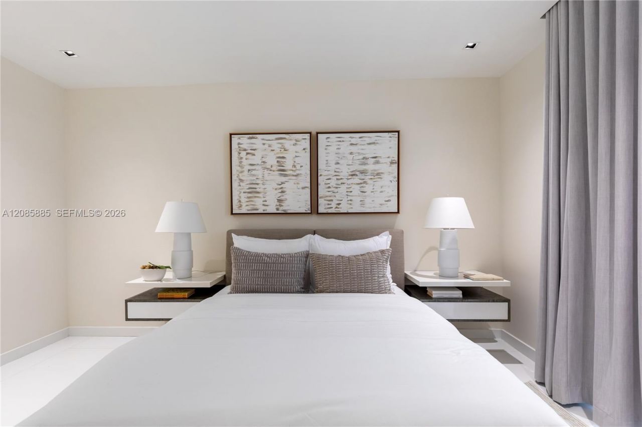 350 Meridian Ave, Unit 201, Miami Beach, FL 33139 Photo