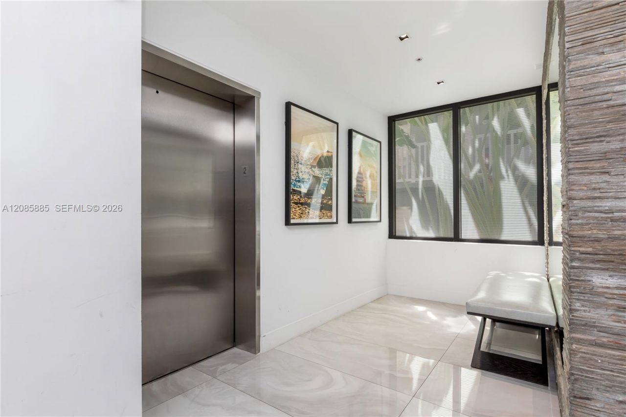 350 Meridian Ave, Unit 201, Miami Beach, FL 33139 Photo