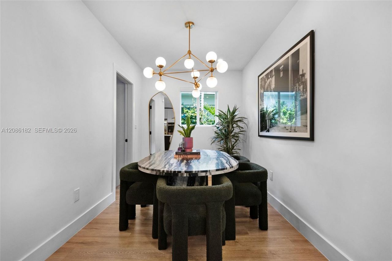 817 Tangier St, Coral Gables, FL 33134 Photo