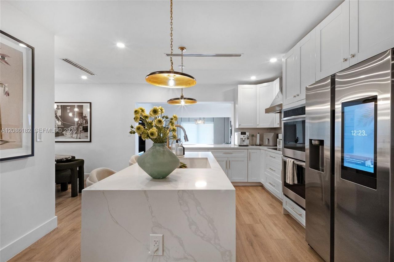 817 Tangier St, Coral Gables, FL 33134 Photo