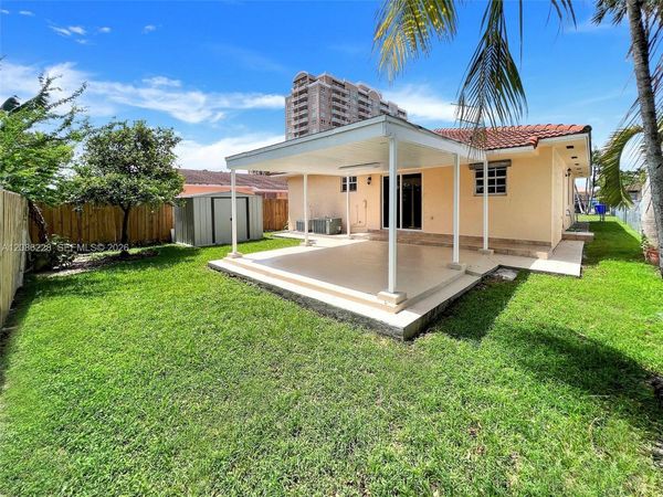 3650 SW 27th St , Unit 3650, Miami, FL 33133