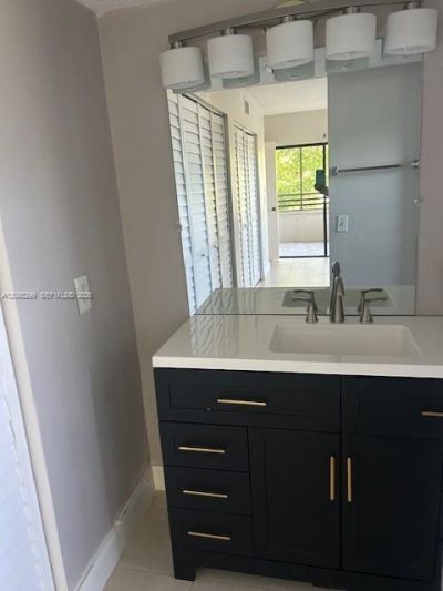 9851 NW 3rd Ct, Unit 8, Plantation, FL 33324 Photo