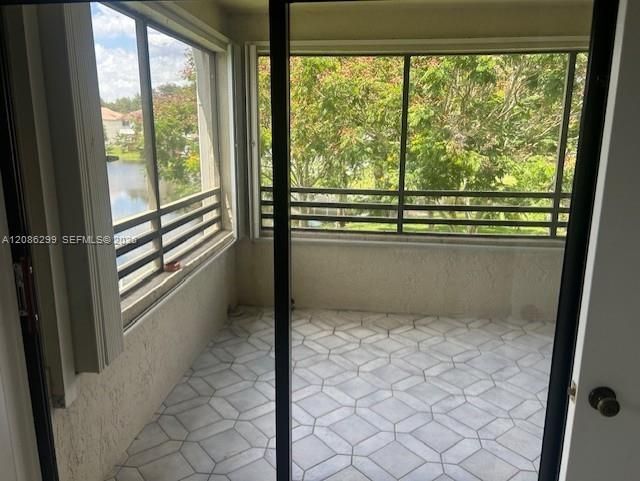 9851 NW 3rd Ct, Unit 8, Plantation, FL 33324 Photo