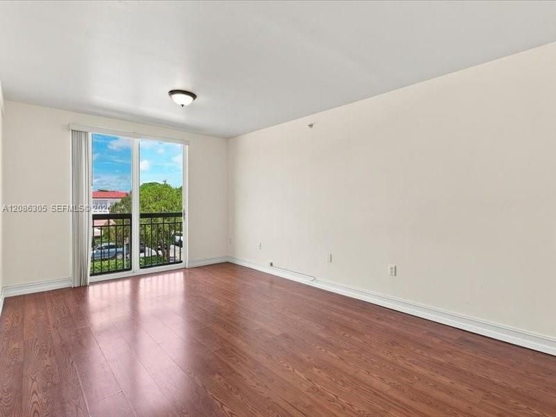 2501 SW Douglas Rd, Unit 202, Miami, FL 33133 Photo