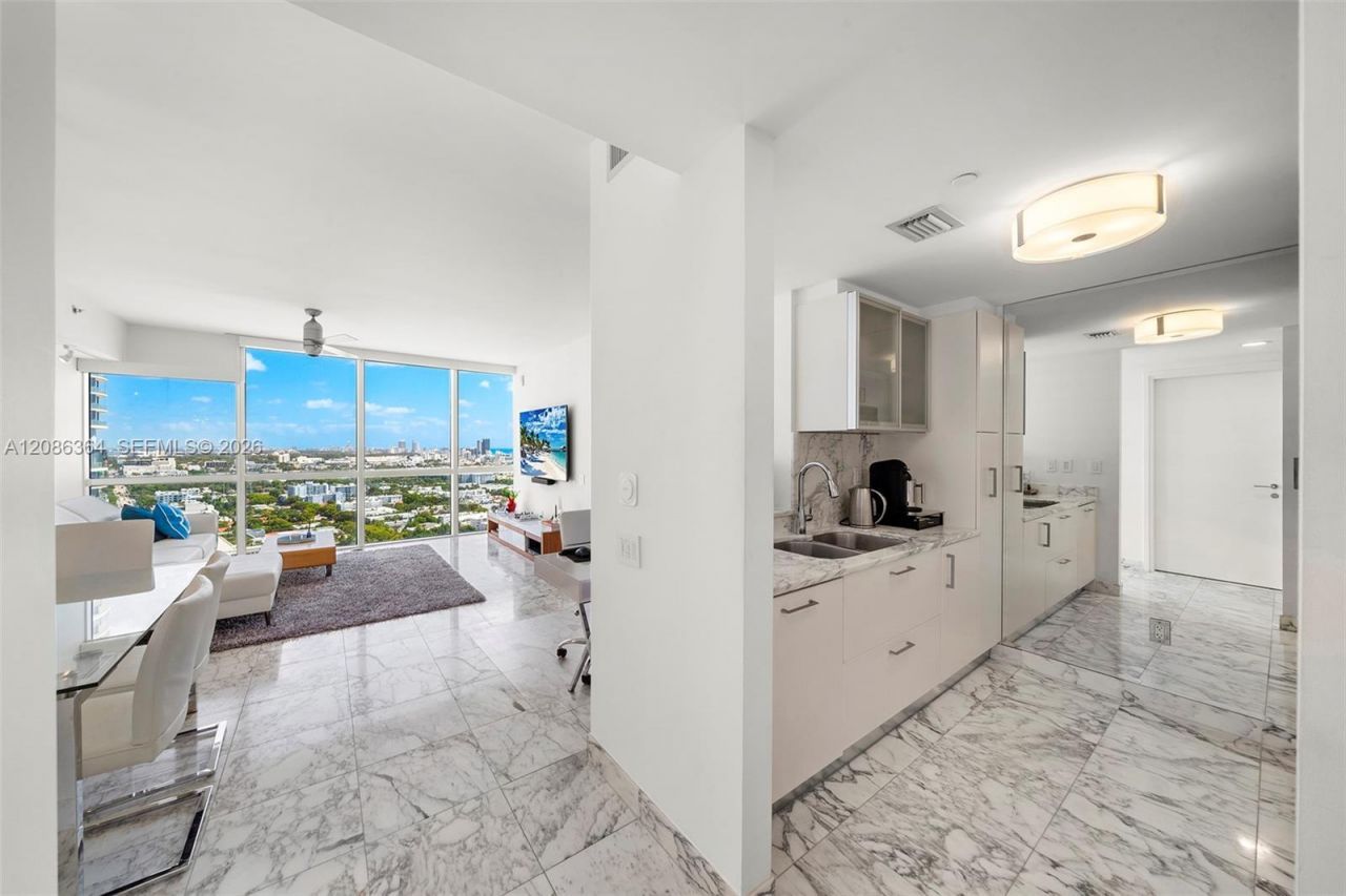 450 Alton Rd, Unit 2708, Miami Beach, FL 33139 Photo