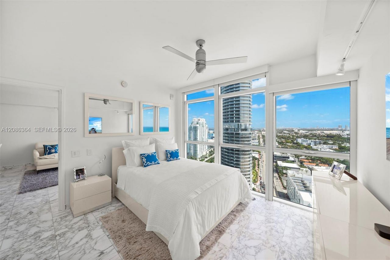450 Alton Rd, Unit 2708, Miami Beach, FL 33139 Photo