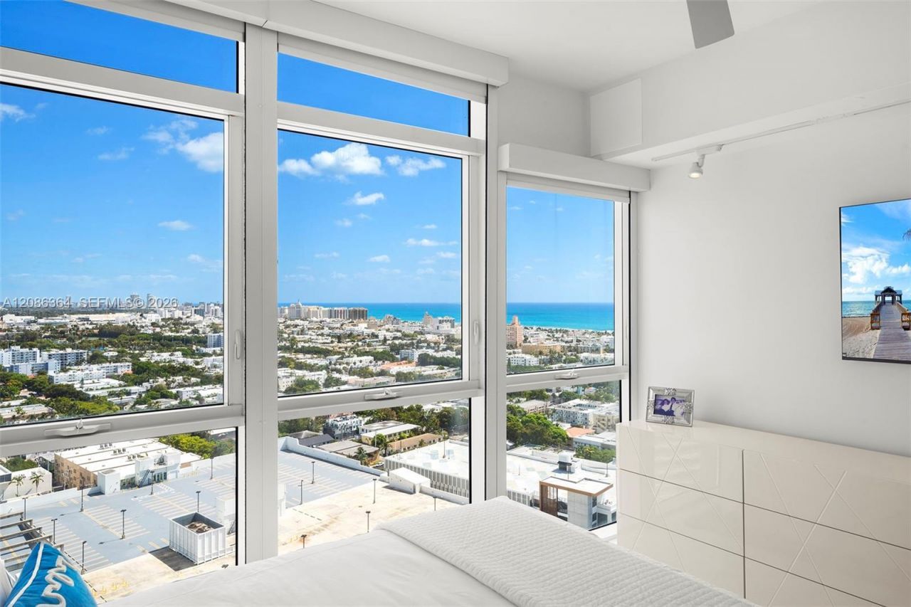 450 Alton Rd, Unit 2708, Miami Beach, FL 33139 Photo