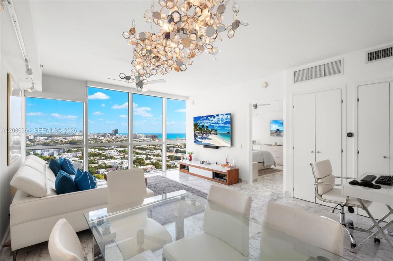 450 Alton Rd, Unit 2708, Miami Beach, FL 33139 Photo