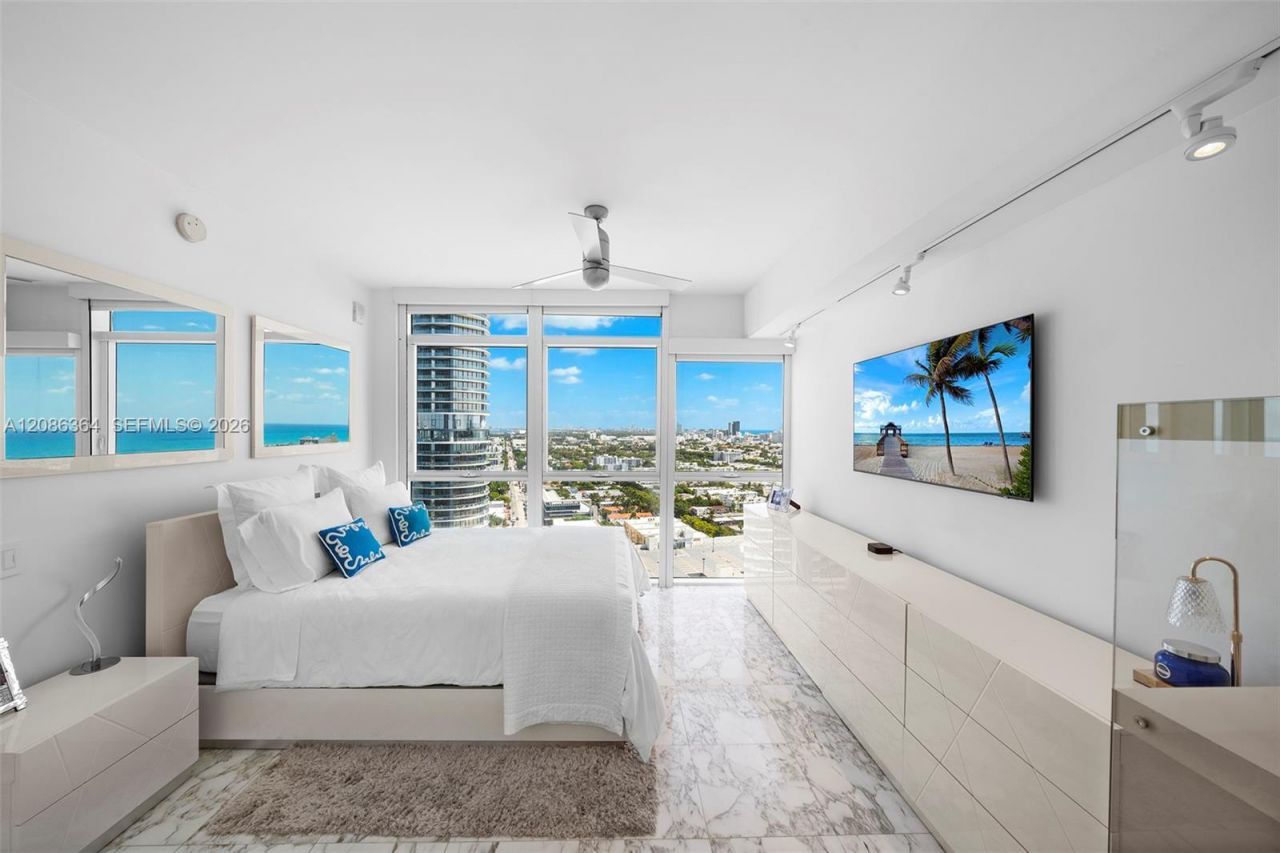 450 Alton Rd, Unit 2708, Miami Beach, FL 33139 Photo