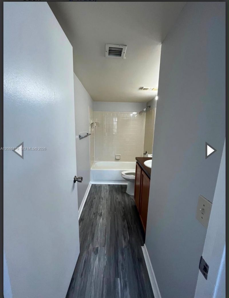 706 Executive Center Dr, Unit 34, West Palm Beach, FL 33401 Photo