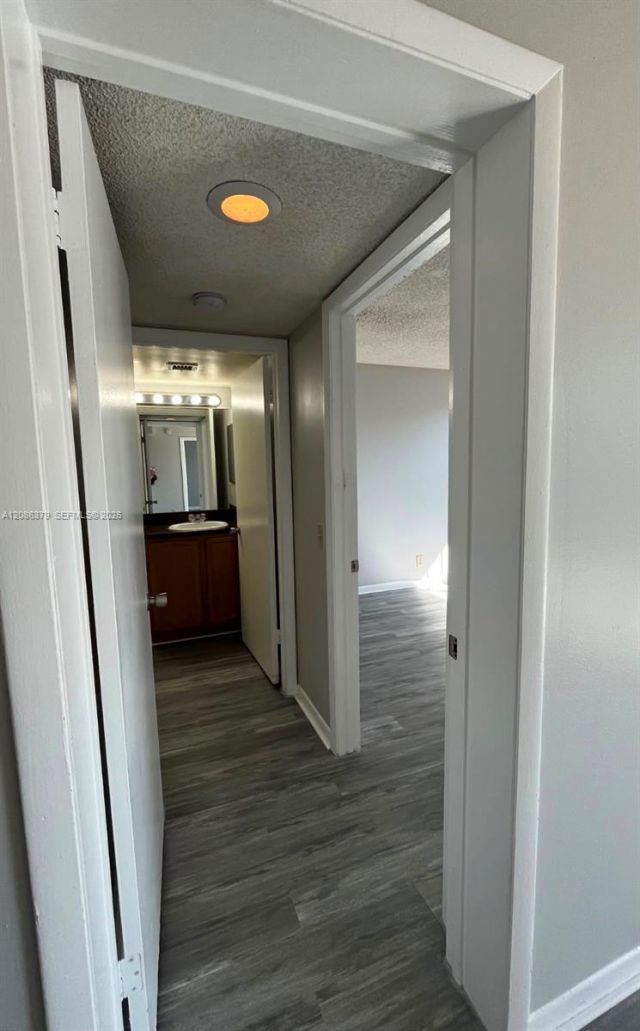 706 Executive Center Dr, Unit 34, West Palm Beach, FL 33401 Photo
