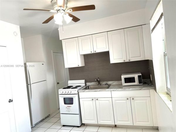 1931 Jefferson St, Unit E, Hollywood, FL 33020