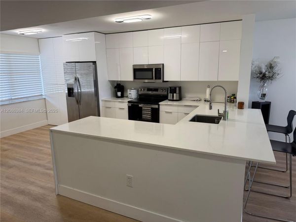 2560 NW 103rd Ave , Unit 402, Sunrise, FL 33322