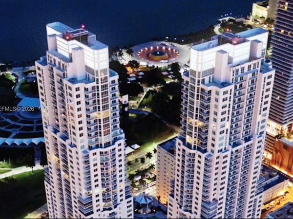 253 NE 2nd St, Unit 2702, Miami, FL 33132