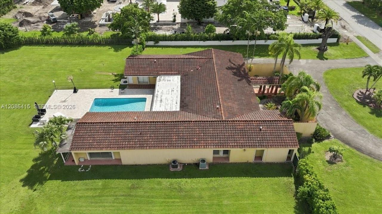 9805 SW 64th St, Miami, FL 33173 Photo