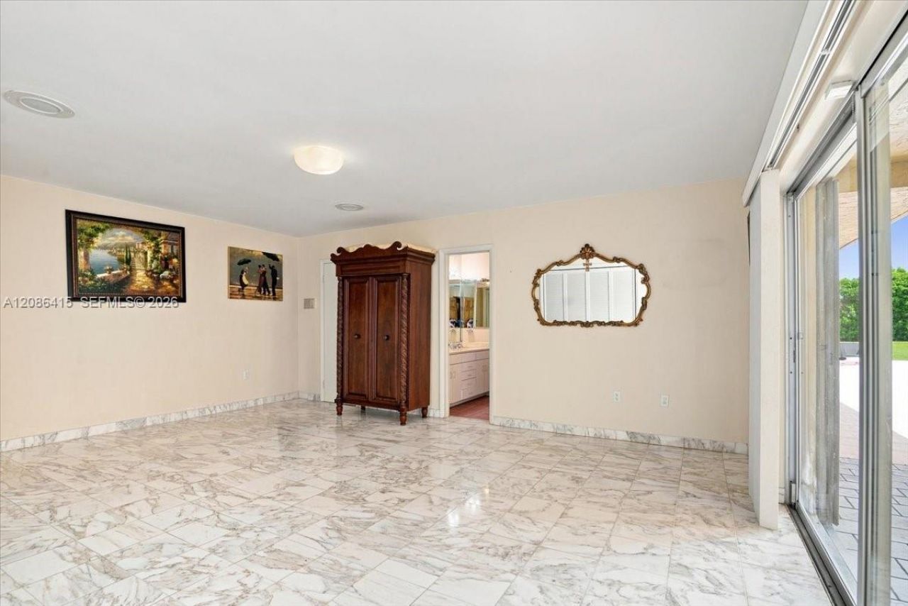 9805 SW 64th St, Miami, FL 33173 Photo