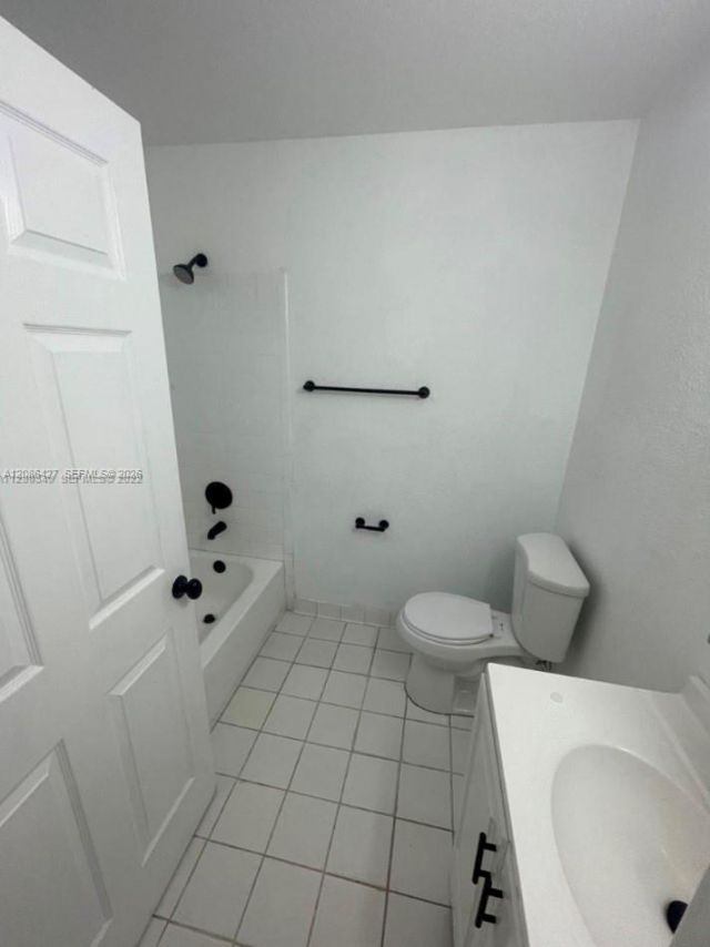 2150 NW 65th St, Unit 2150, Miami, FL 33147 Photo