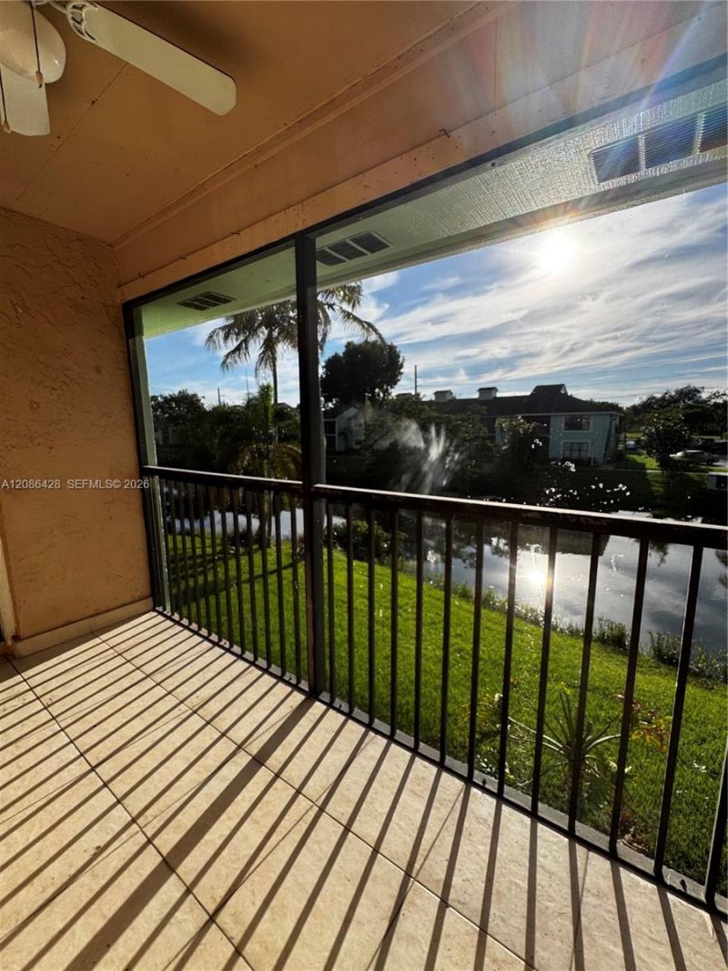 4037 NW 87th Ave, Unit 4037, Sunrise, FL 33351 Photo