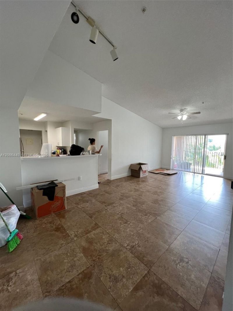 2051 Renaissance Blvd, Unit 306, Miramar, FL 33025 Photo