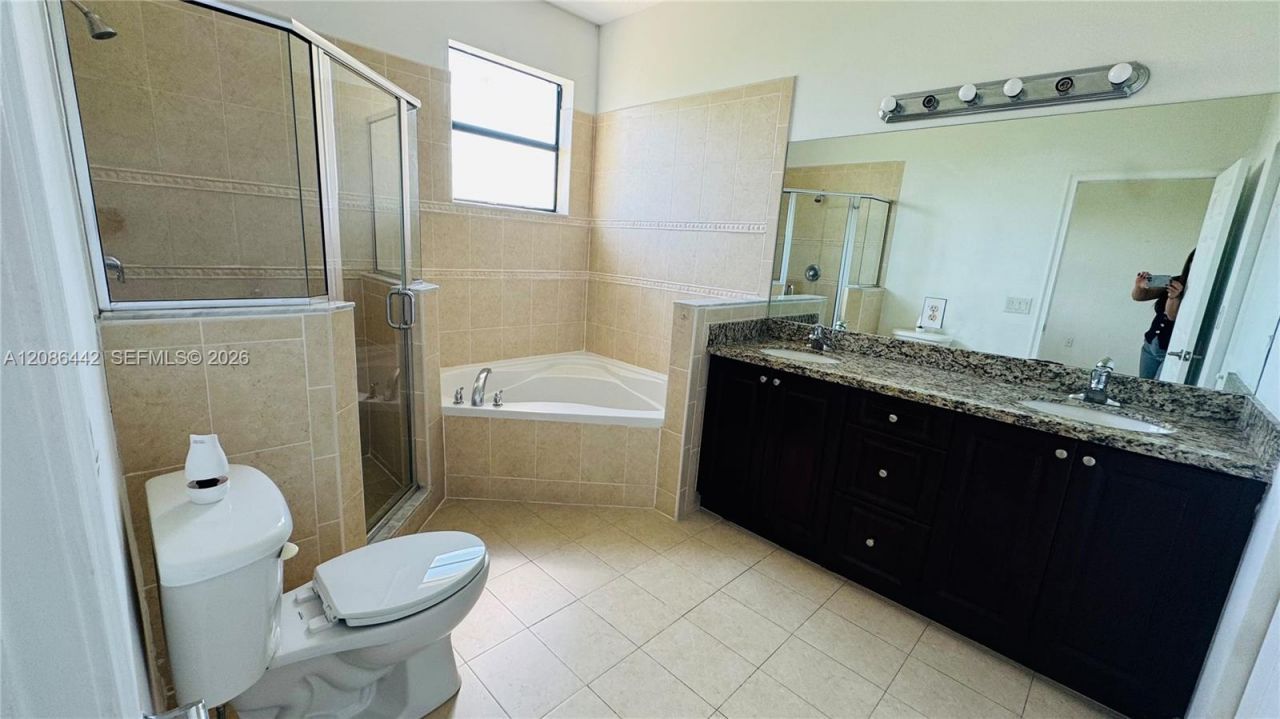 353 NE 37th Pl, Homestead, FL 33033 Photo