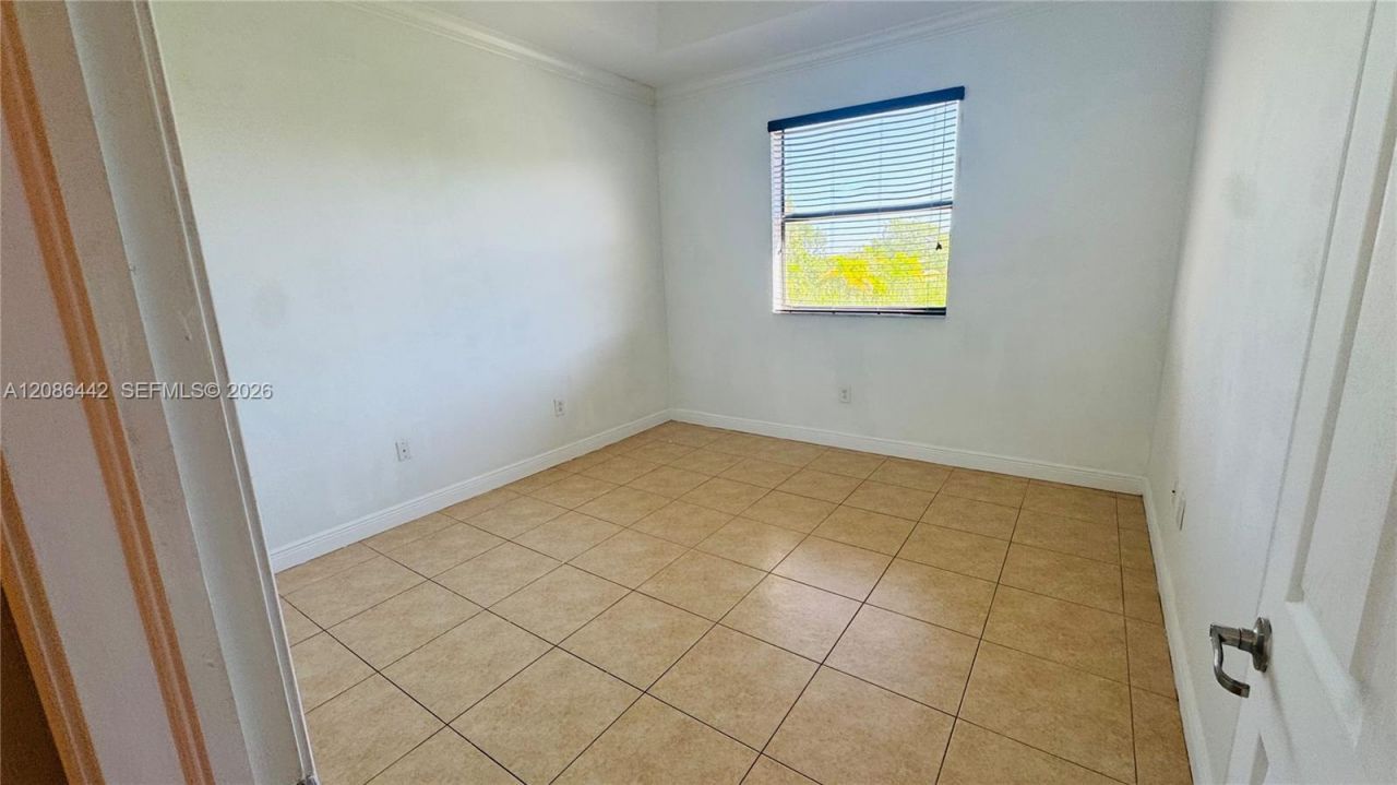 353 NE 37th Pl, Homestead, FL 33033 Photo