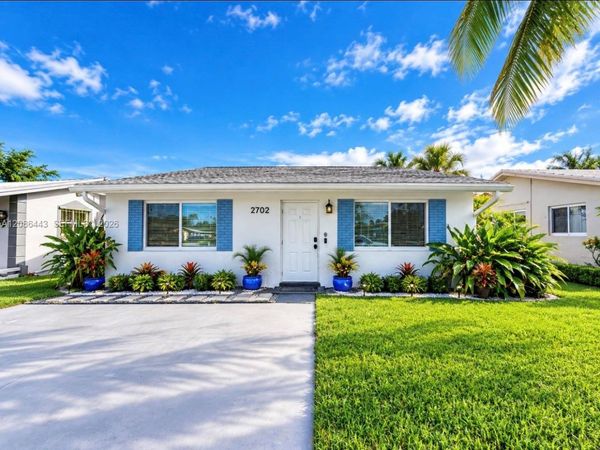 2702 NW 53rd St, Unit 1, Tamarac, FL 33309