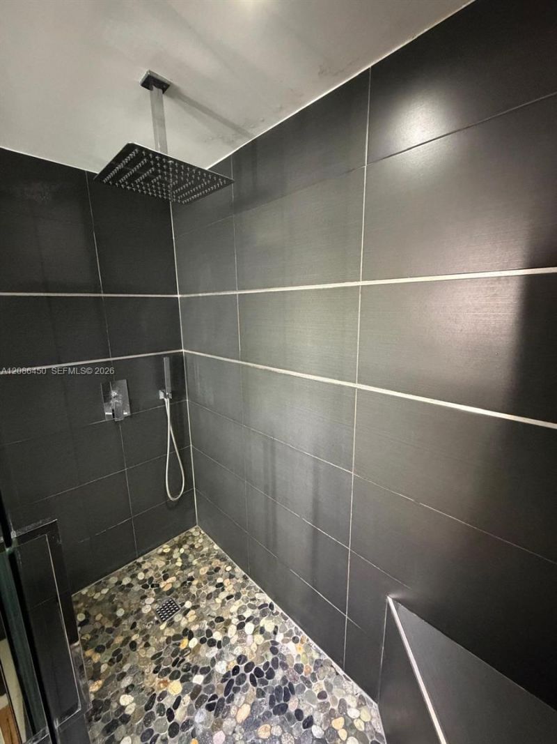 5900 Collins Ave, Unit 1606, Miami Beach, FL 33140 Photo