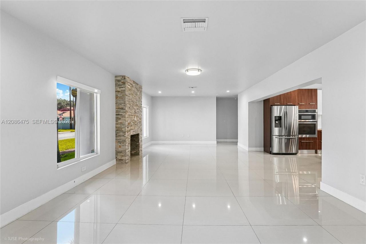 101 Palmetto Dr, Miami Springs, FL 33166 Photo