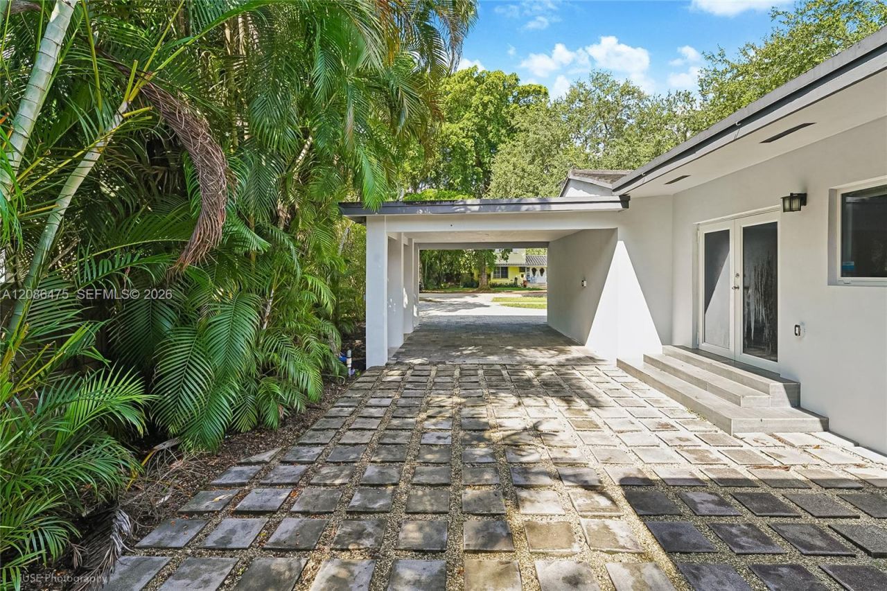 101 Palmetto Dr, Miami Springs, FL 33166 Photo