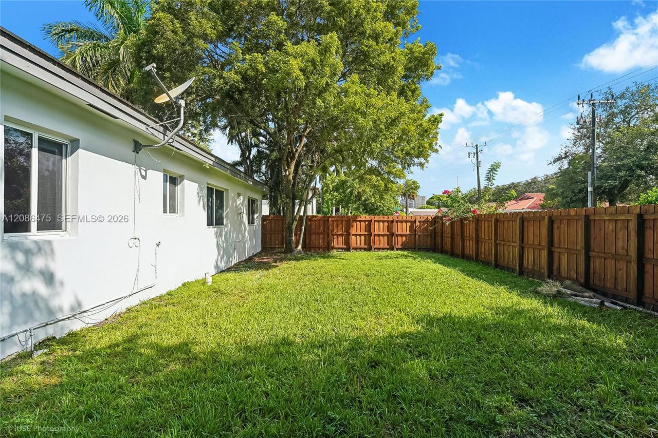 101 Palmetto Dr, Miami Springs, FL 33166 Photo