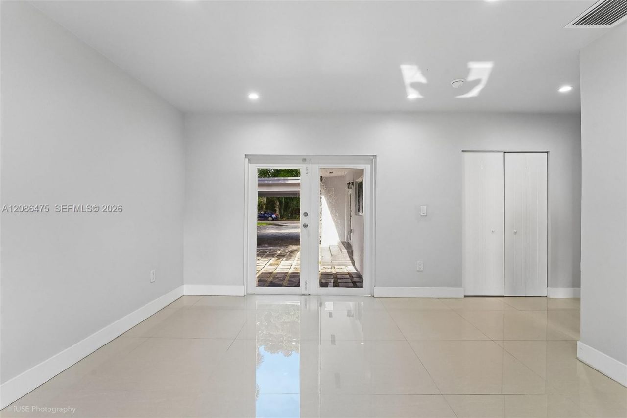 101 Palmetto Dr, Miami Springs, FL 33166 Photo
