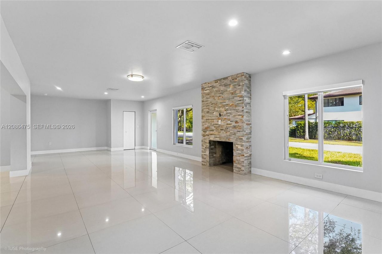 101 Palmetto Dr, Miami Springs, FL 33166 Photo