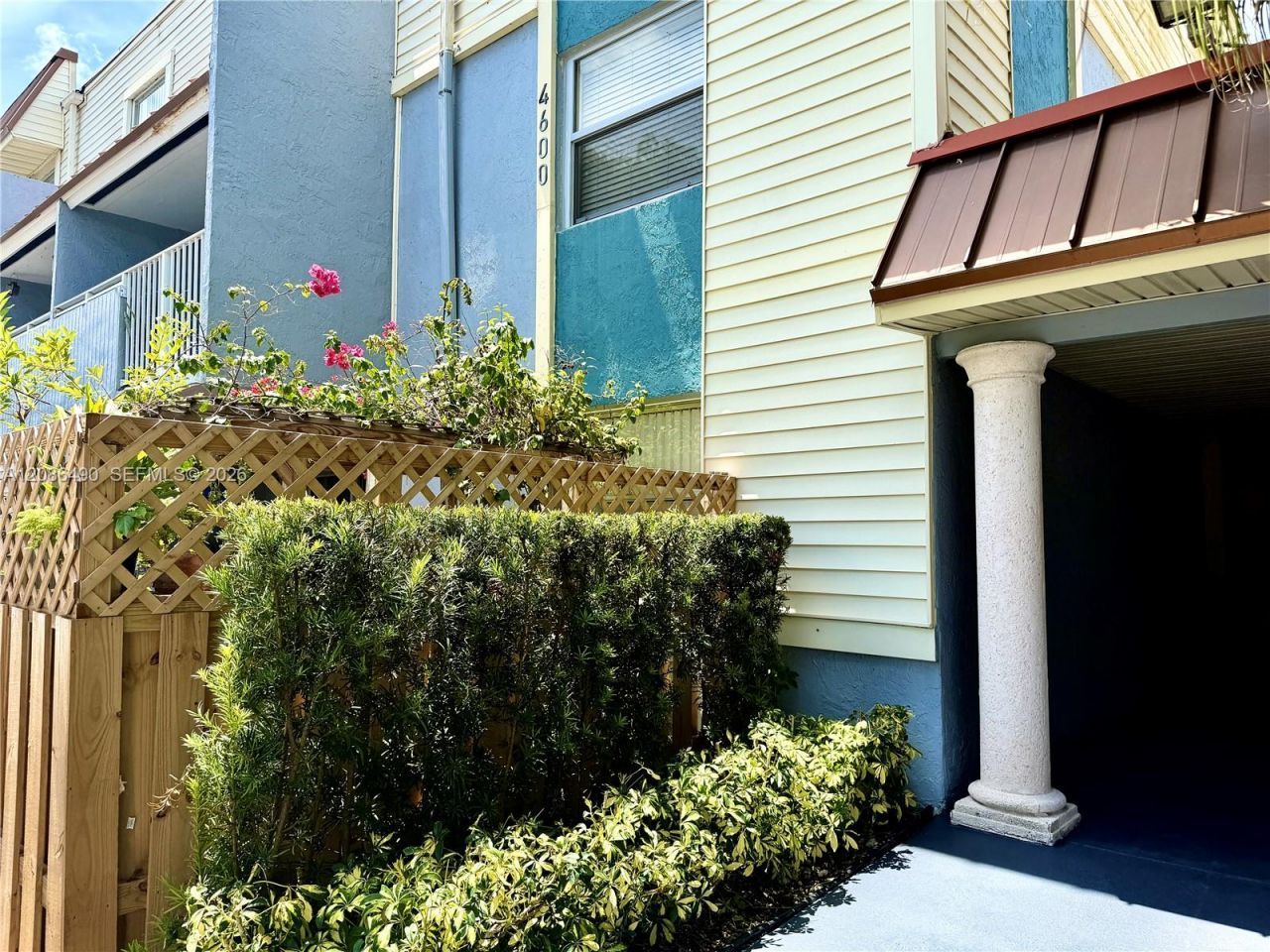 4600 SW 67th Ave, Unit 227, Miami, FL 33155 Photo
