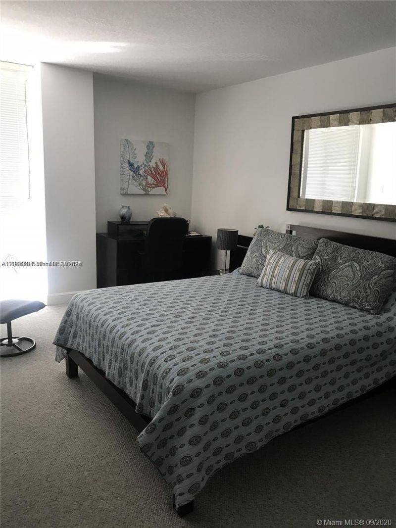 2625 Collins Ave, Unit 302, Miami Beach, FL 33140 Photo
