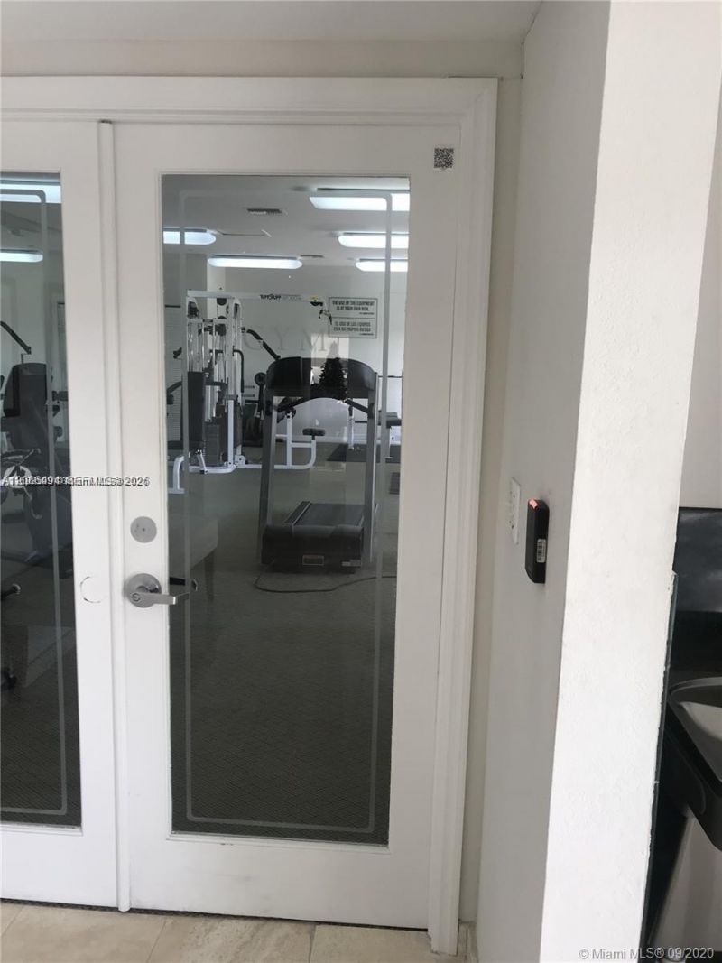 2625 Collins Ave, Unit 302, Miami Beach, FL 33140 Photo