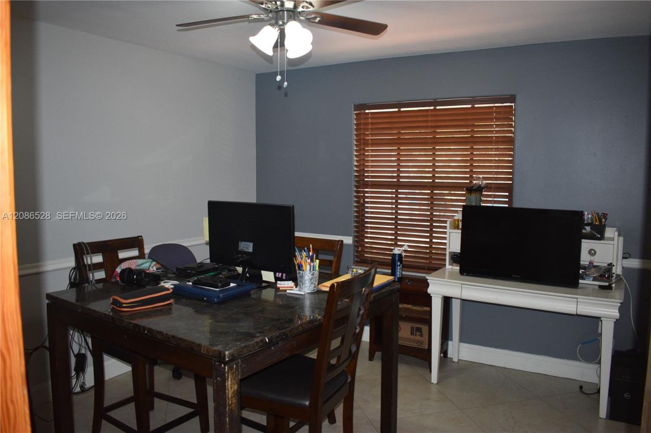 9029 NW 152nd Ln, Miami Lakes, FL 33018 Photo