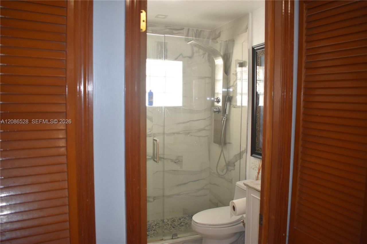 9029 NW 152nd Ln, Miami Lakes, FL 33018 Photo