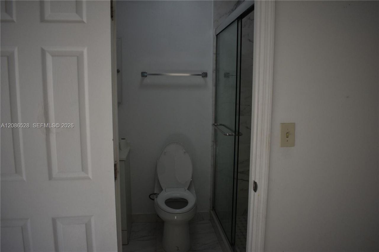 9029 NW 152nd Ln, Miami Lakes, FL 33018 Photo