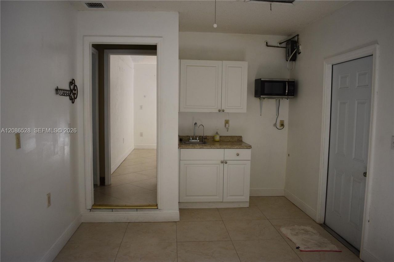 9029 NW 152nd Ln, Miami Lakes, FL 33018 Photo