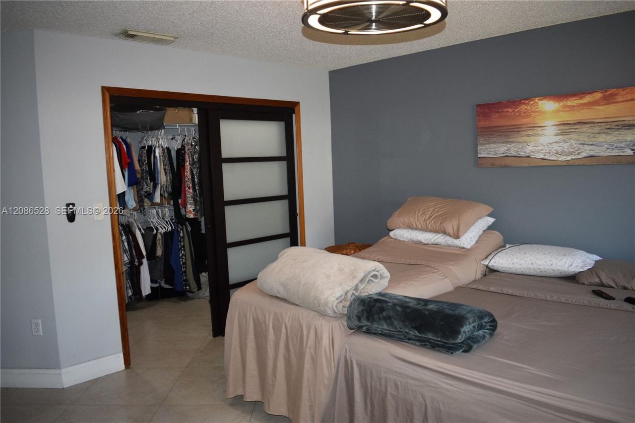 9029 NW 152nd Ln, Miami Lakes, FL 33018 Photo